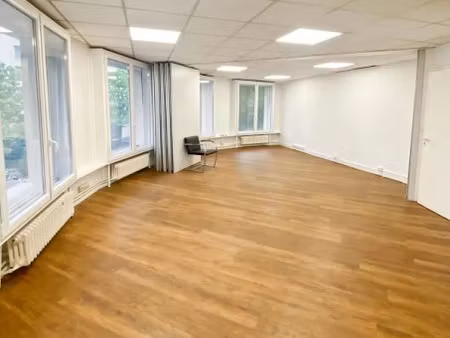 location locaux professionnels 130 m² à paris 8ème (75008)  7 217 €