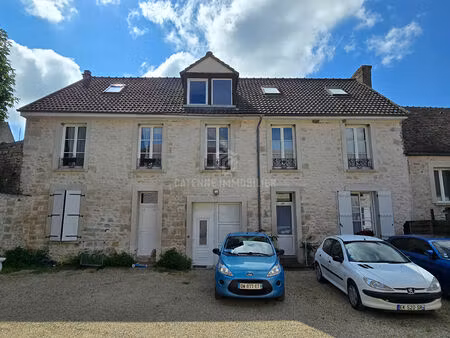 immeuble de rapport situé entre crepy en valois et senlis