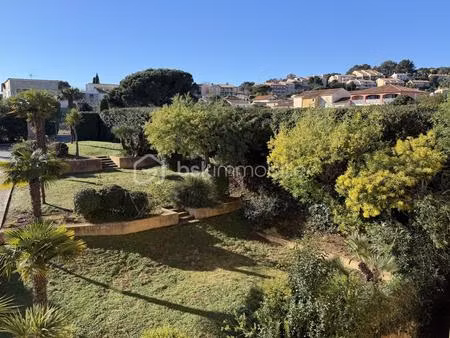 exclusivitè: t4 traversant de 115 m² à 200 m du centre-ville de la croix valmer 83420