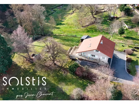 *** charmant chalet de 121 m2 *** terrain arboré de 3659 m2