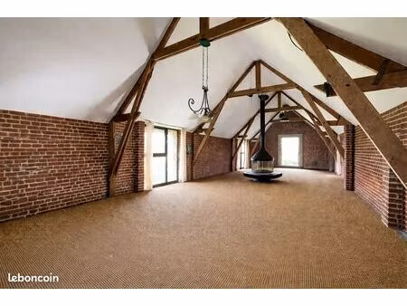 ferme au carré typique du nord - logement et stockage au même endroit