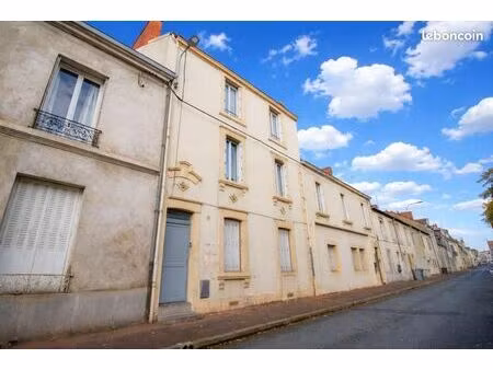 maison 11 pièces 177 m²