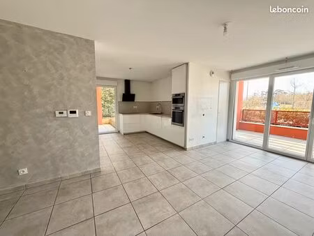 appartement 4 pièces en rez-de-jardin  résidence récente