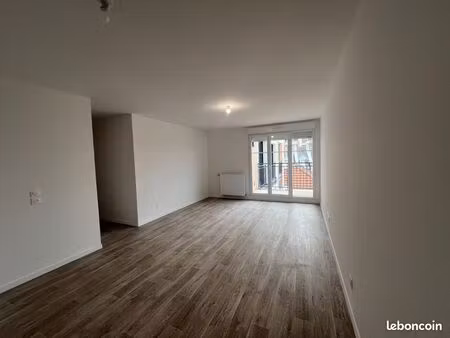 appartement 3 pièces neuf avec balcon – le bourget (rer b)