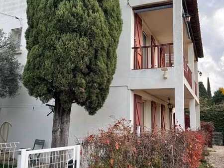 rez de chaussée de villa meublée t2