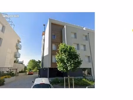 location garage fermé 15m²