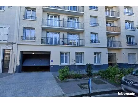 parking vincennes rer a