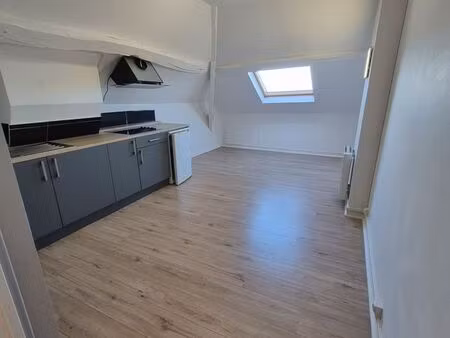 appartement t2 bourg