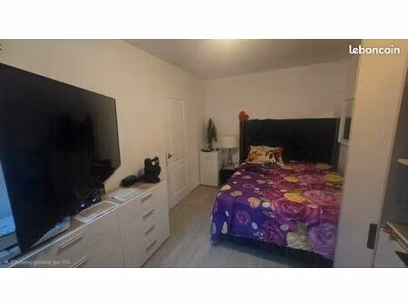 chambre à louer en sous location