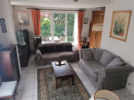 20 mns gare rer a à pieds maison chatou 5 pièces 98 m2 avec jardin