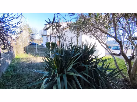 maison avec espaces professionnels zone artisanale fort