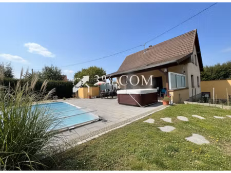 3%com maison avec piscine et spa sur 8 ares