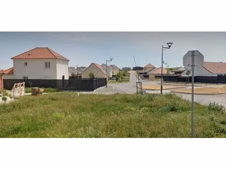 terrain constructible viabilisé à vendre