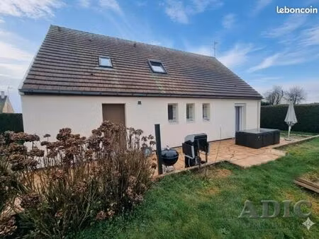 maison 6 pièces 106 m²