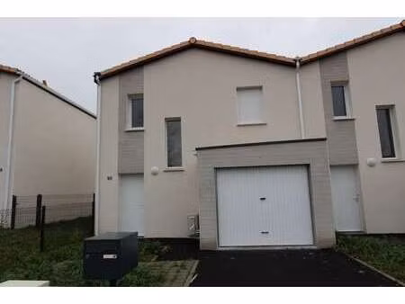 location maison au pellerin (44640) : à louer / 77m² le pellerin