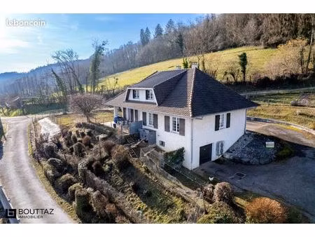 maison 5 pièces 175 m²