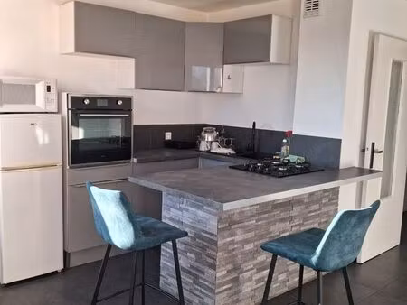 t2 meublé vaulx en velin village