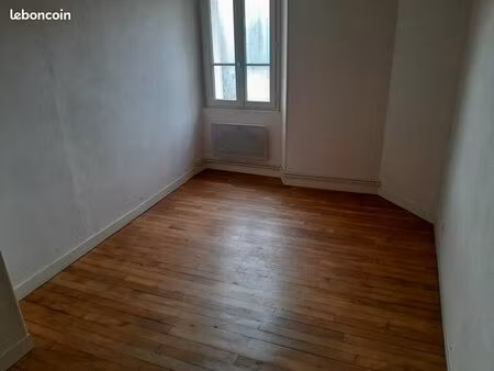 appartement t3 60 m² avec terrasse et parking – ferrières-en-gâtinais