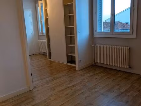 f2 centre-ville montbrison