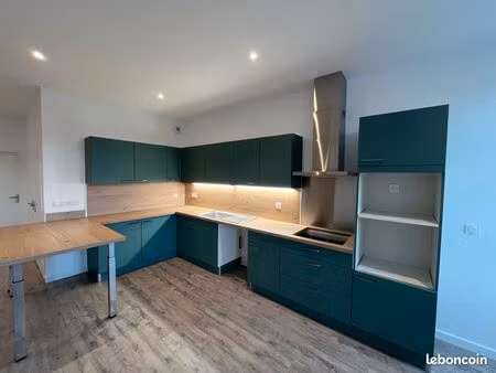 appartement t4 en rdc avec cave et garage