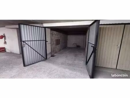 garage prox. tram schlutfeld