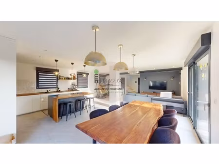 maison 7 pièces - 149 m²