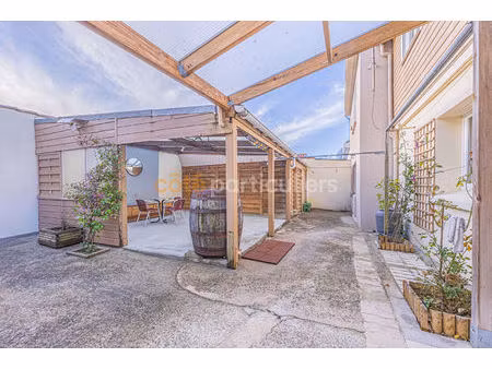 pont-saint-martin -- maison de bourg -- 92 m2 -- 4 chambres -- patio exterieur