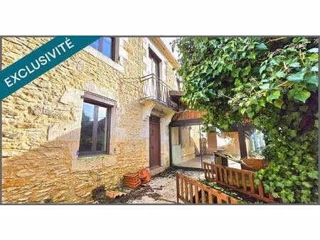 maison de village en pierre 7 pièces 180 m² avec grand garage et jardin proche tous commer