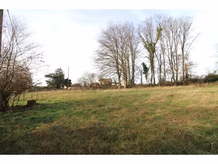 terrain à bâtir de 1825 m2
