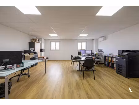 le cœur nord - bureau/local de 50m2 + parking - 13340 rognac