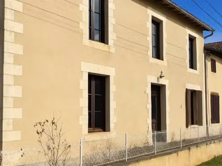 annonce vente maison 7 pièces de 158m2 à sorges et ligueux en perigord (24420) - paruvendu