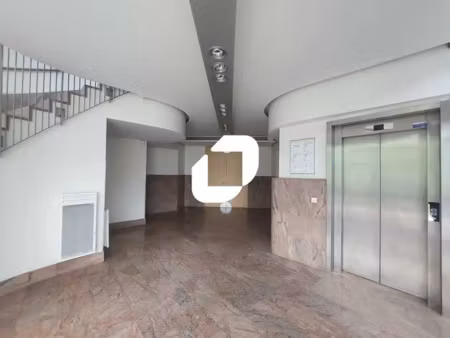 vente bureau voisins le bretonneux 78960