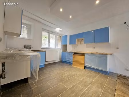 maison 4 pièces 150 m²