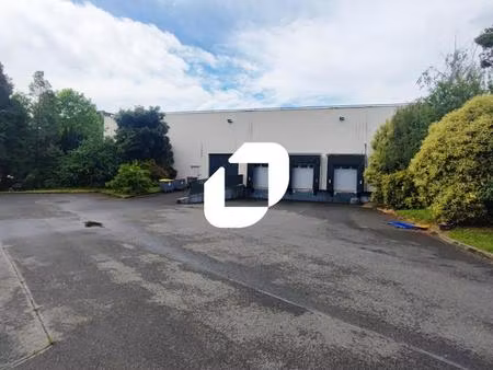 location local d'activités creteil 94000