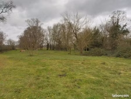 terrain 5 173 m² coutras