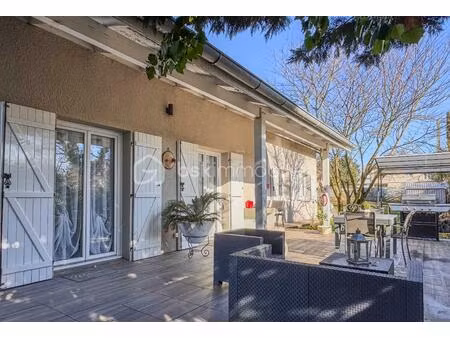 maison de 110 m² à heyrieux