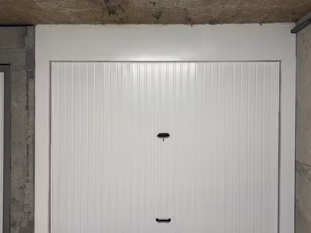garage/box