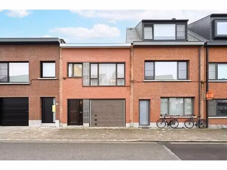 huis te koop in wilrijk met 2 slaapkamers