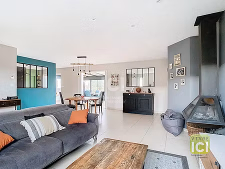 vente maison 7 pièces 160 m² à le longeron (49710)  325 500 €