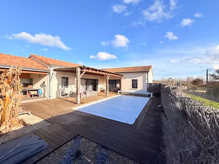 vente maison 6 pièces 152 m² à valdivienne (86300)  299 900 €