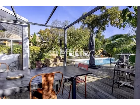 maison 7 pièces - 223 m²