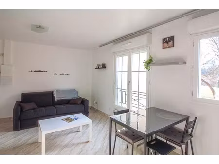 location appartement 1 pièce 22 m² à auvers-sur-oise (95430)