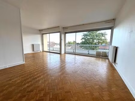 location appartement 5 pièces 100 m² à maisons-laffitte (78600)
