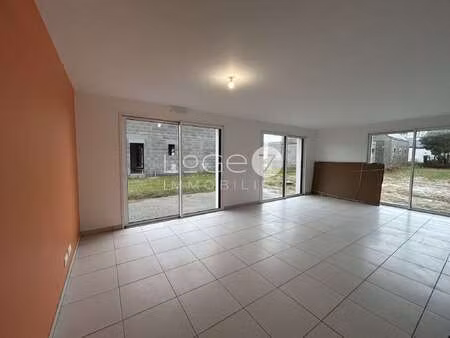 location maison meublé à clohars-carnoët (29360) : à louer meublé / 88m² clohars-carnoët