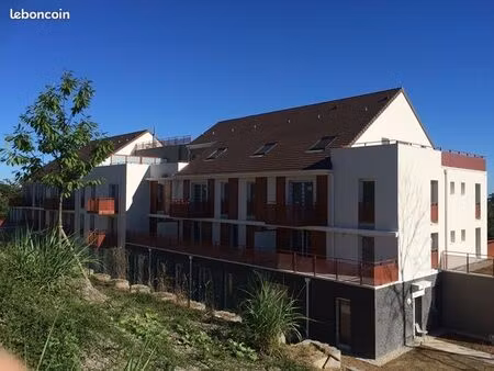 location f2 + parking