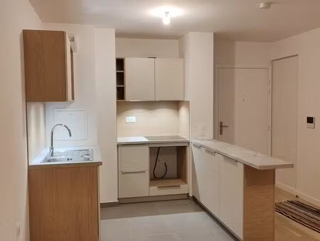 location t2 non meublé 44 m2  dispositif pinel