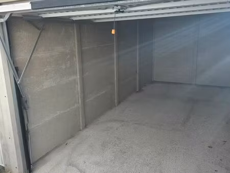 garage a louer