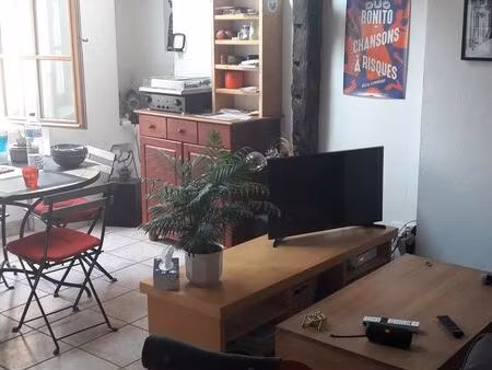 spacieux t2 avec mezzanine