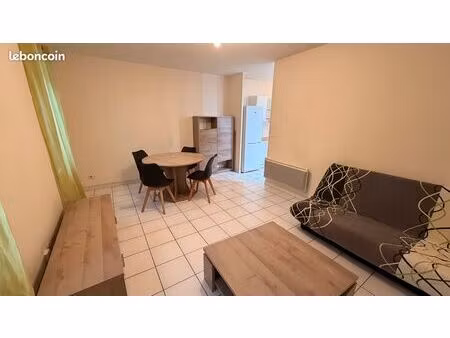 loue t2 meuble 41m² sollies pont