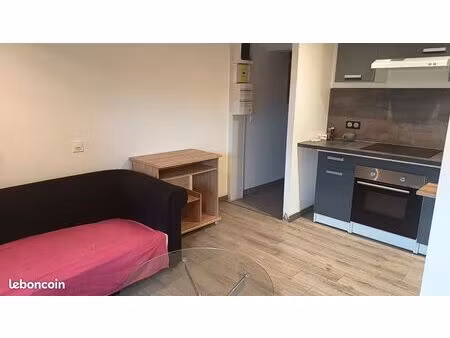 t2 atypique 5 min a pied de la gare